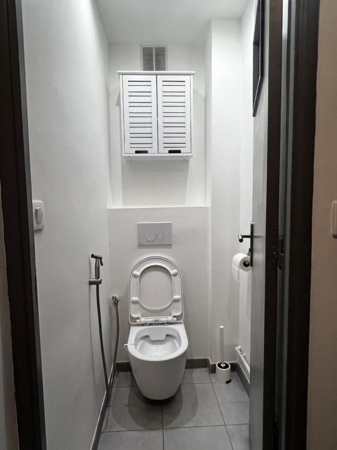 Superbe T3 Climatise Avec Balcon Parking Public Gratuit * Marseille